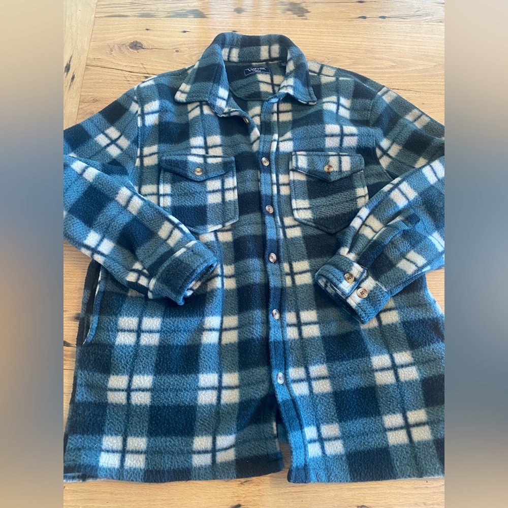 Visitor Women's Blue and Cream Plaid‎ Teddy  Fleece Jacket XL Preloved